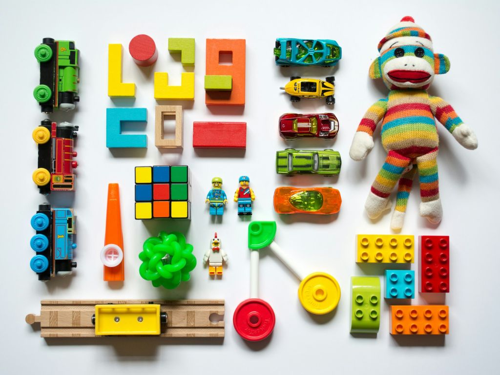 A picture of kids toys for this post of screen free car activities.